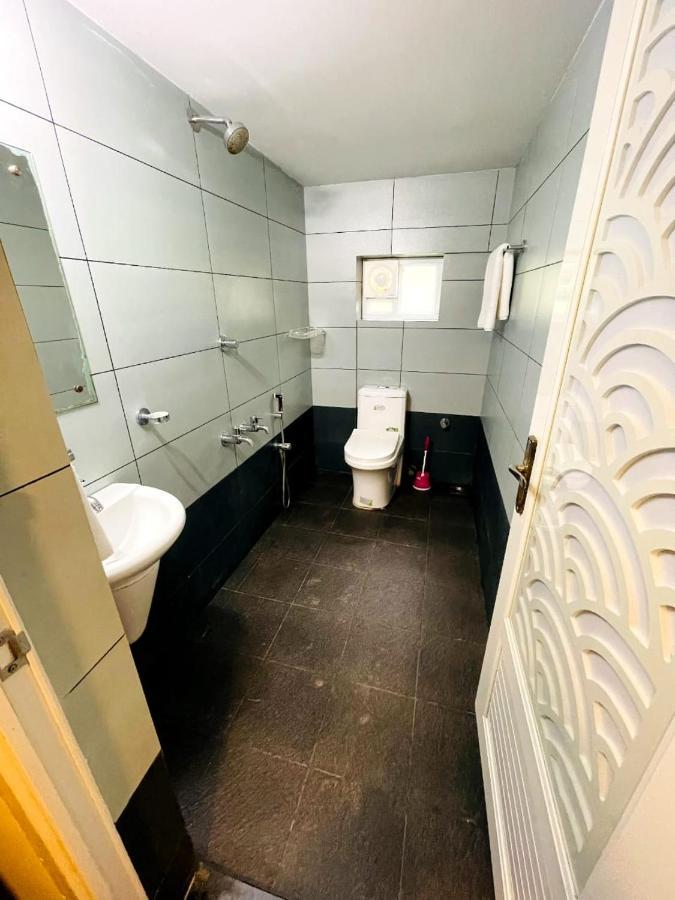Kb Residency Otel Kozhikode Dış mekan fotoğraf
