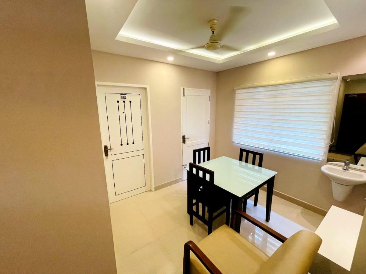 Kb Residency Otel Kozhikode Dış mekan fotoğraf